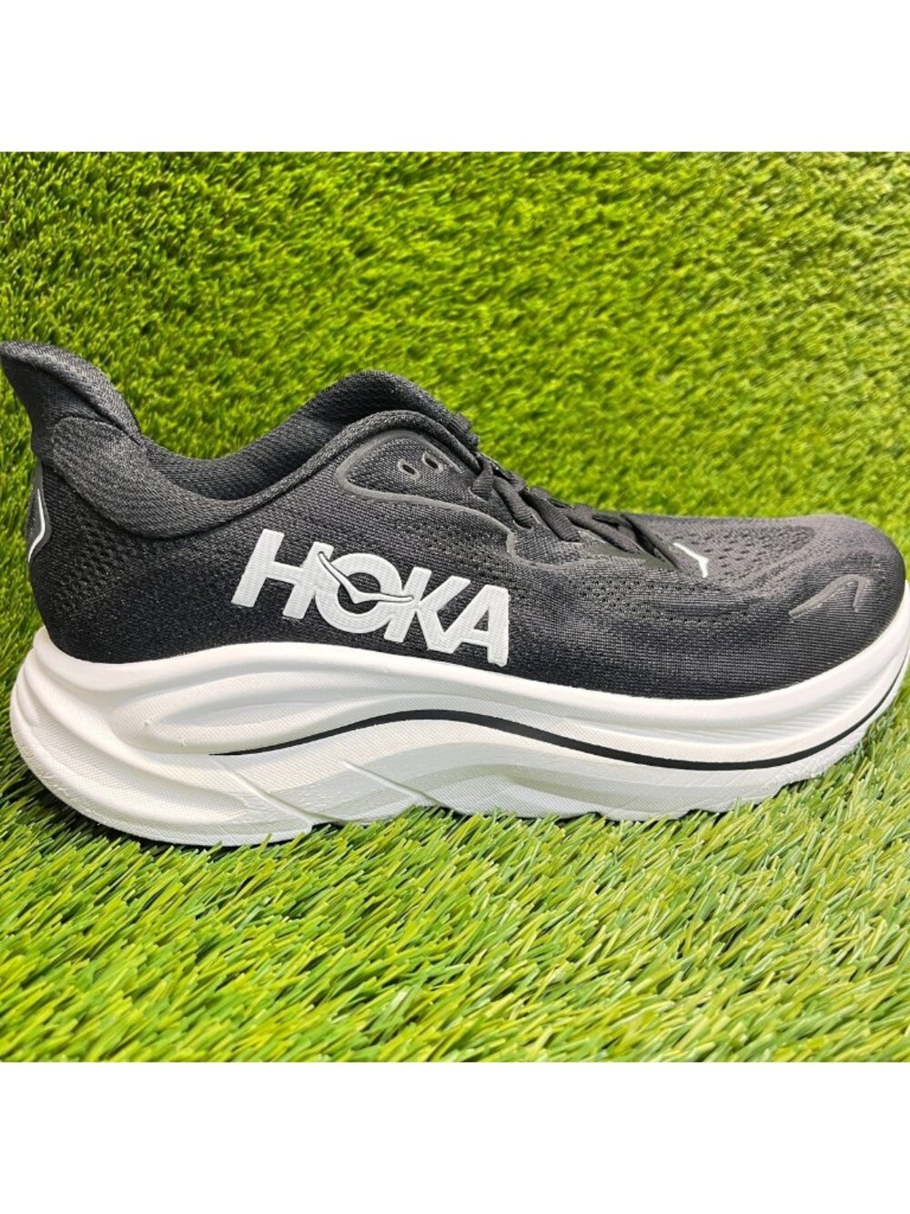 Hoka One One Clifton 10 Mens Size 9.5 Black Athletic Running Shoes Sneakers
